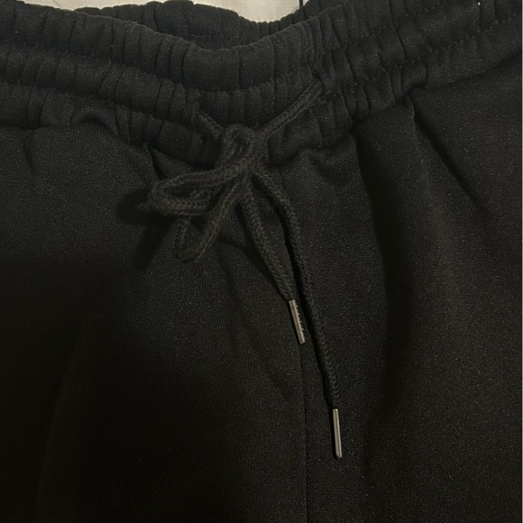 SHEIN - SWEATPANTS (XS) - Picture 5 of 8